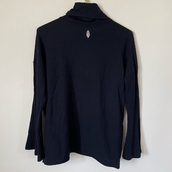 FP Movement Can’t Handle This Turtleneck Top XS - Picture 11 of 12